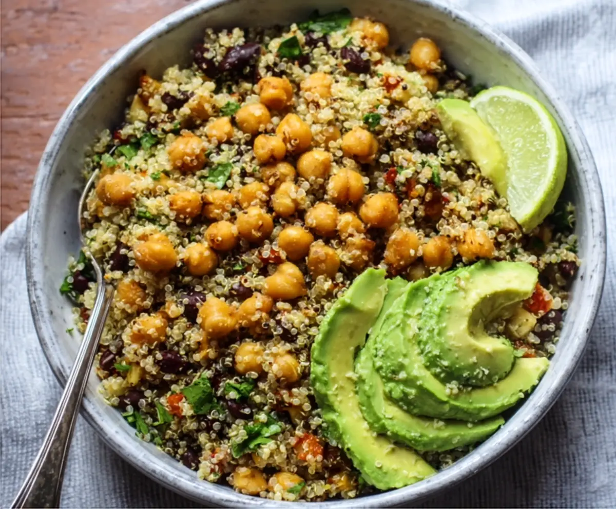 Easy Quinoa Bowl with Avocado & Chickpeas