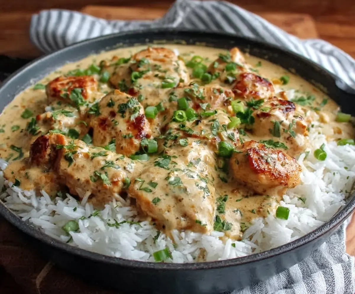 Creamy Smothered Chicken & Rice Recipe