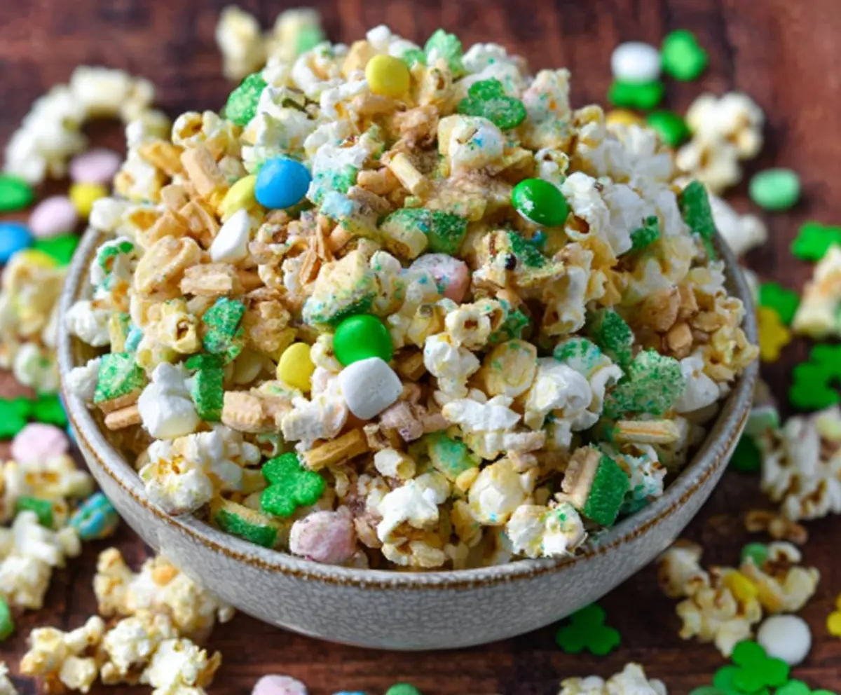 Easy Loaded Leprechaun Popcorn Recipe