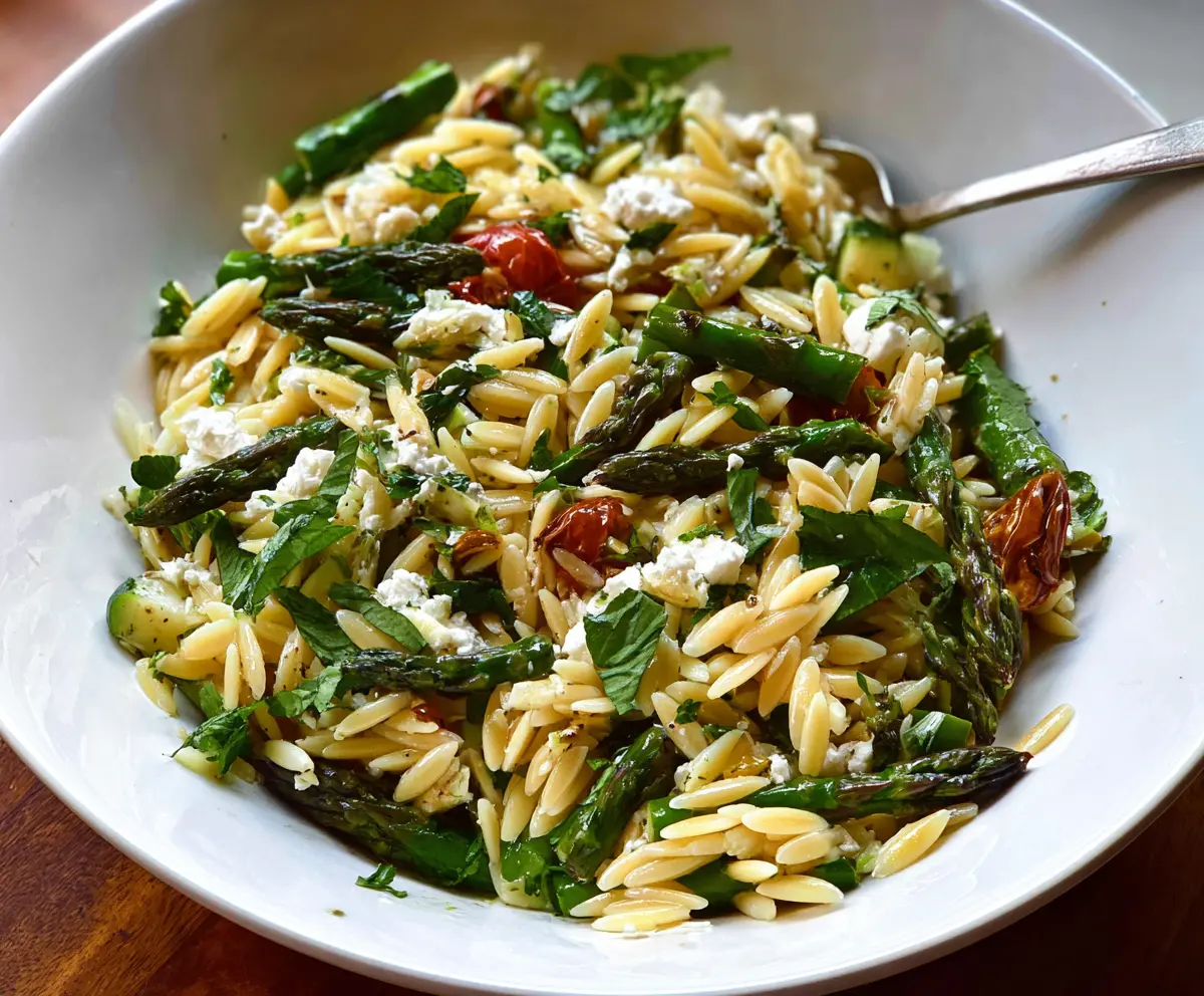 Fresh Orzo Salad with Asparagus